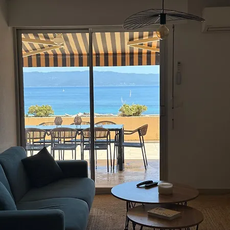 Appartement Aux Sanguinaires, à Deux Pas De La *